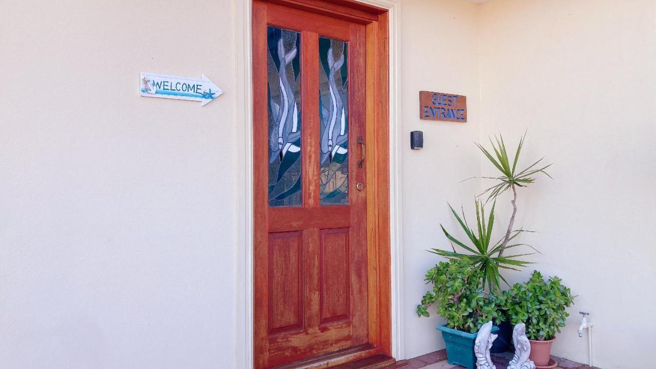 The Royal Dolphin Bed & Breakfast Safety Bay ร็อคกิงแฮม ภายนอก รูปภาพ