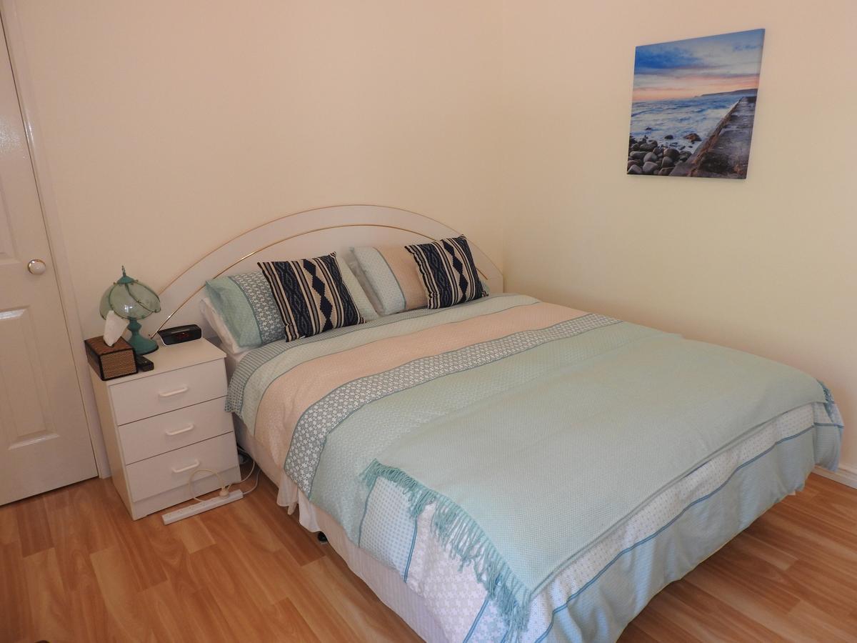 The Royal Dolphin Bed & Breakfast Safety Bay ร็อคกิงแฮม ภายนอก รูปภาพ