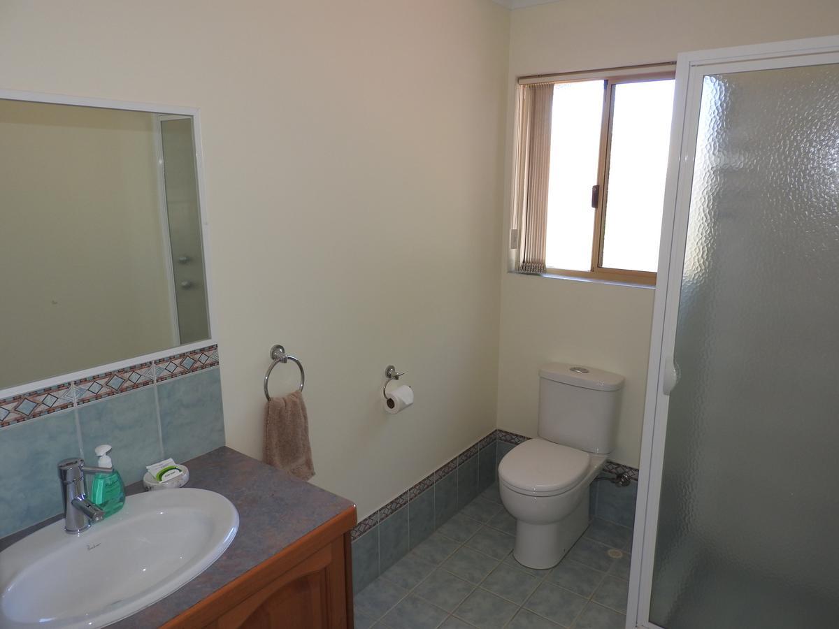 The Royal Dolphin Bed & Breakfast Safety Bay ร็อคกิงแฮม ภายนอก รูปภาพ